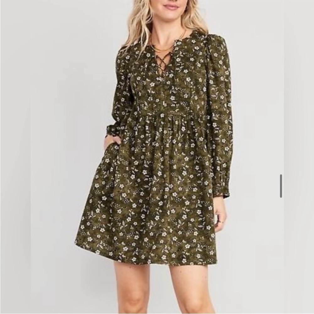 Old Navy Olive Floral Lace-Up Tiered Midi Dress